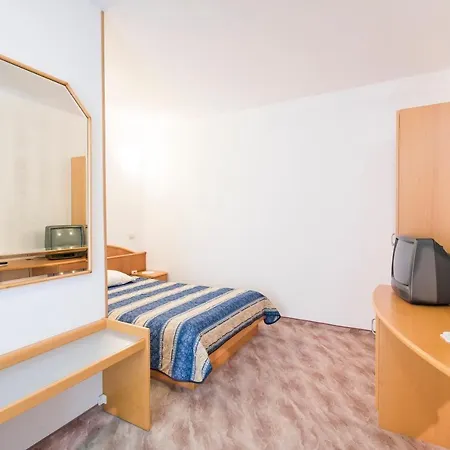 Finida, Motel, Restavracija In Pivovarna Μοτέλ